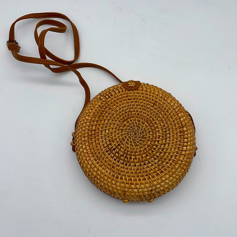 Round Wicker Rattan Crossbody Purse - NWOT